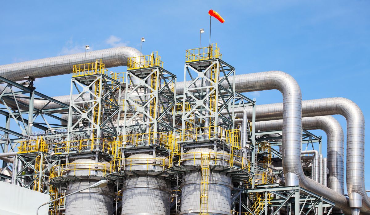 petrochemical-refining-1200x700